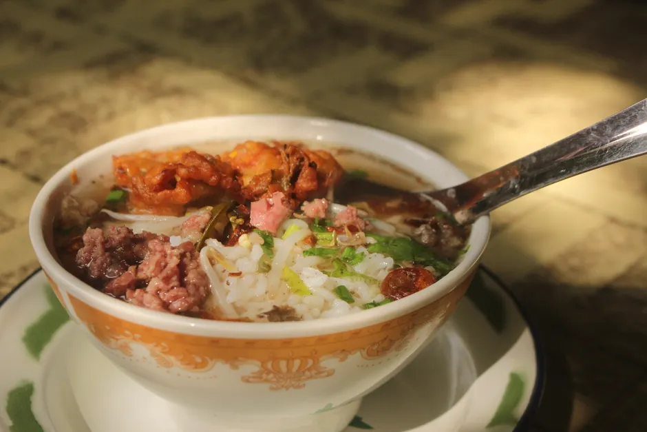 Detail Foto Sop Ayam Kampung Dengan Sayuran Number 17