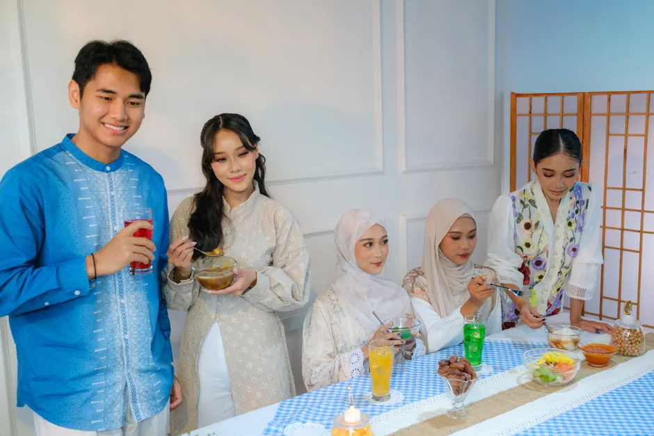 Foto Takbiran Keliling Malam Hari Lebaran 700d