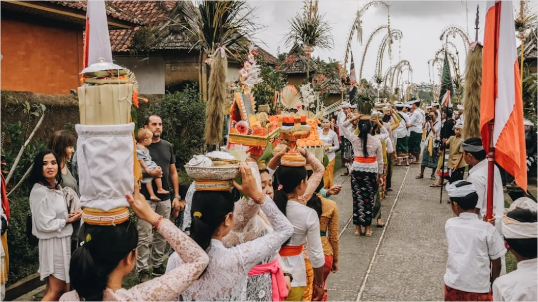 Foto Tari Kecak Bali Saat Matahari Terbenam 44eb