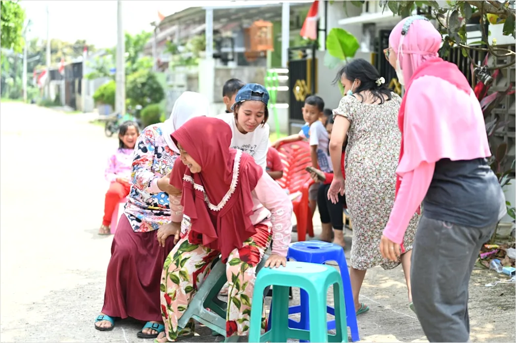 Detail Gambar Kegiatan Bakti Sosial Komunitas Number 9