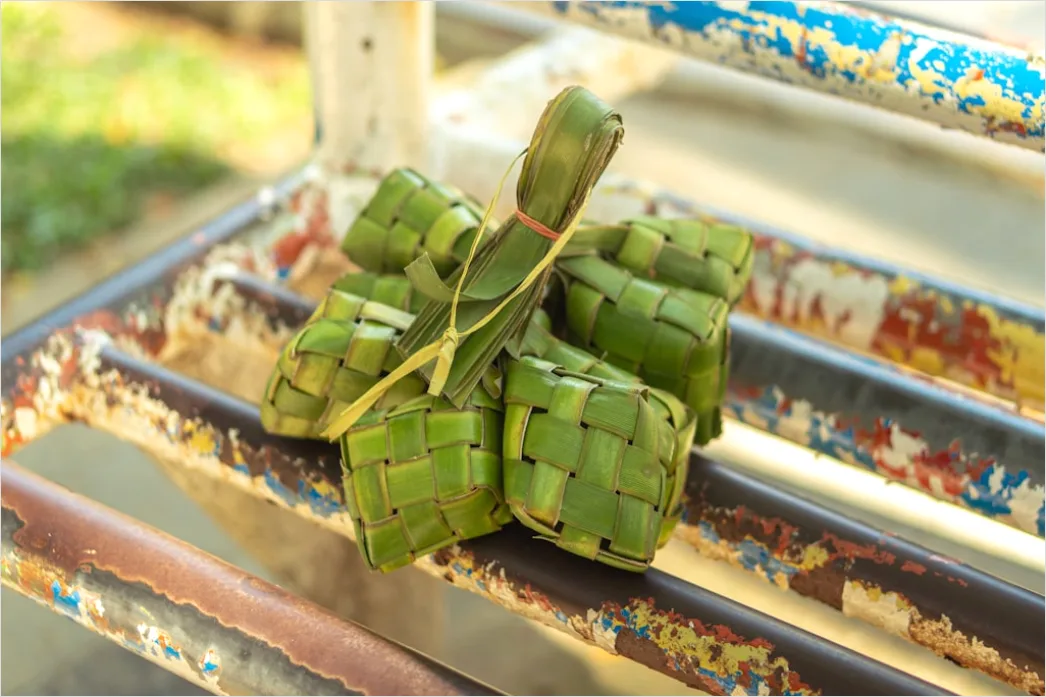 Detail Gambar Kue Bugis Ketan Isi Kelapa Number 20