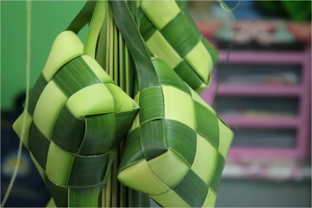 Detail Gambar Kue Bugis Ketan Isi Kelapa Number 4