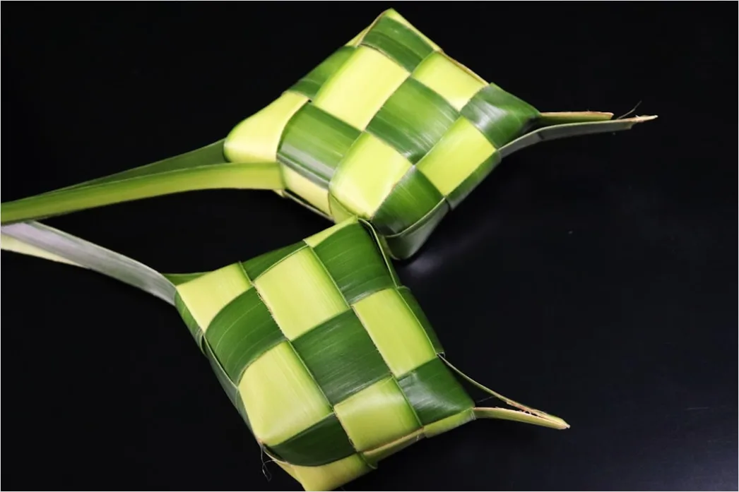 Detail Gambar Kue Bugis Ketan Isi Kelapa Number 7