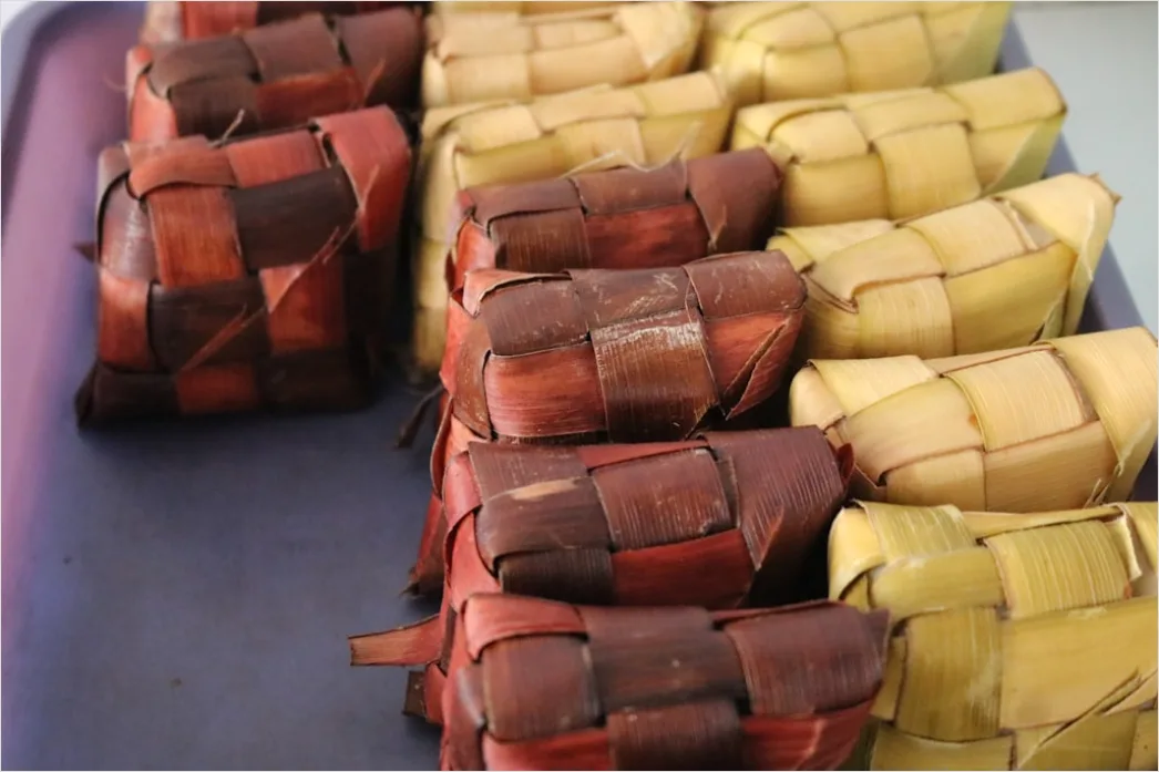 Detail Gambar Kue Bugis Ketan Isi Kelapa Number 10