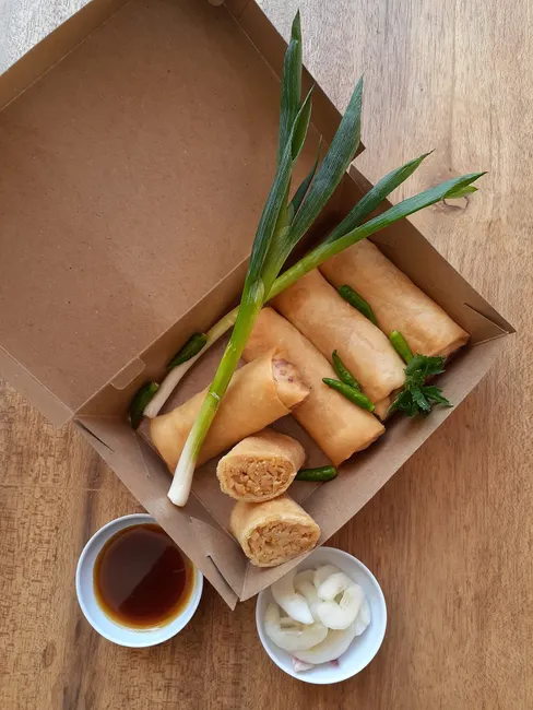 Gambar Lumpia Semarang Dengan Saus 289e