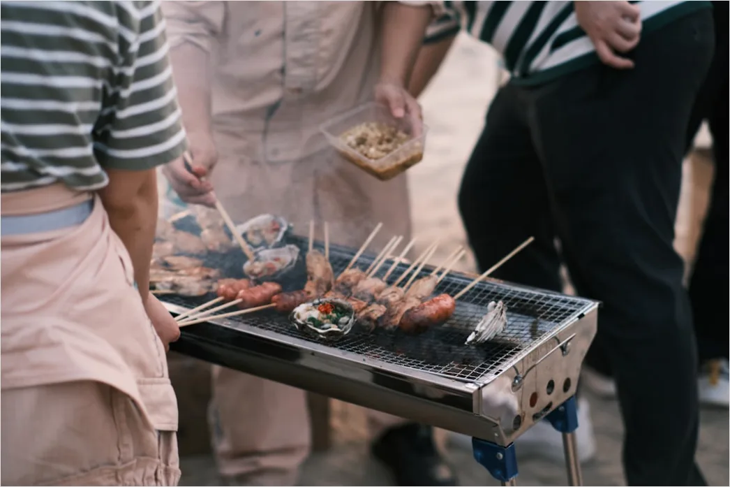 Gambar Pesta Barbeque Tahun Baru Keluarga 8437