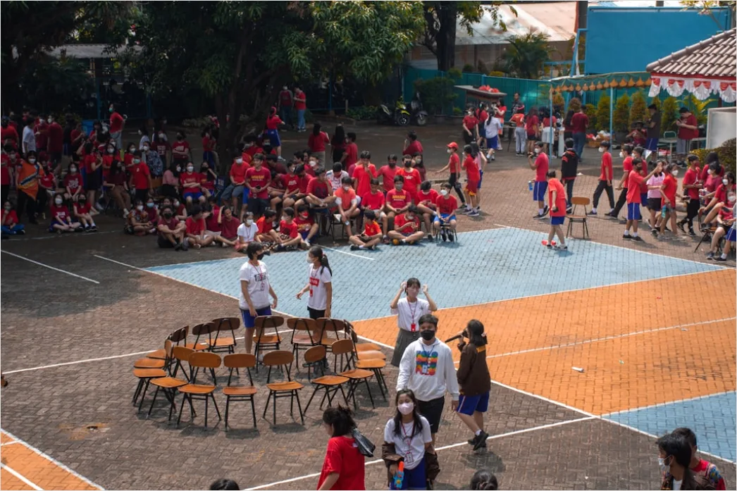 Gambar Turnamen Basket Sekolah Di Lapangan Cb3c