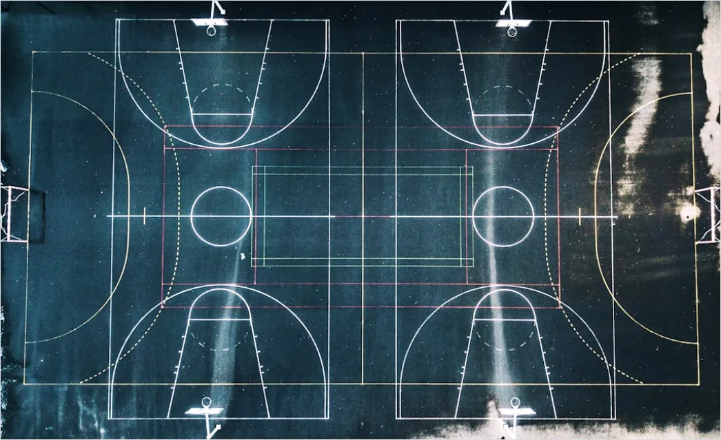 Detail Gambar Turnamen Basket Sekolah Di Lapangan Number 2