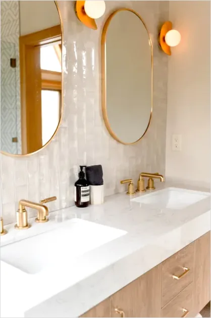 Detail Bathroom Vanity Styling Decor Number 4