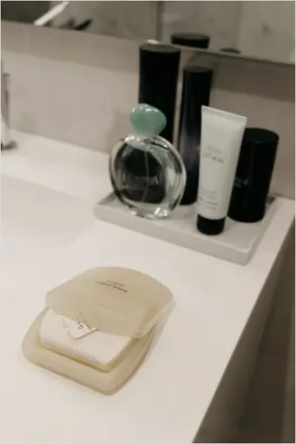 Detail Bathroom Vanity Styling Decor Number 7