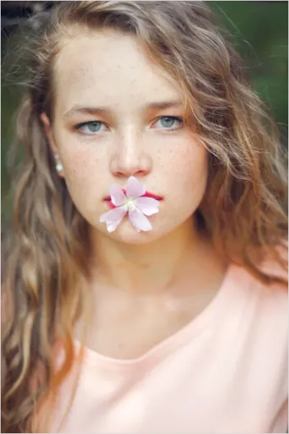 Detail Beauty Portrait With Freckles Photo Number 2