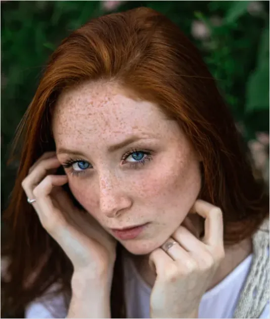 Detail Beauty Portrait With Freckles Photo Number 4