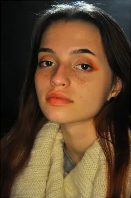 Detail Beauty Portrait With Freckles Photo Number 7