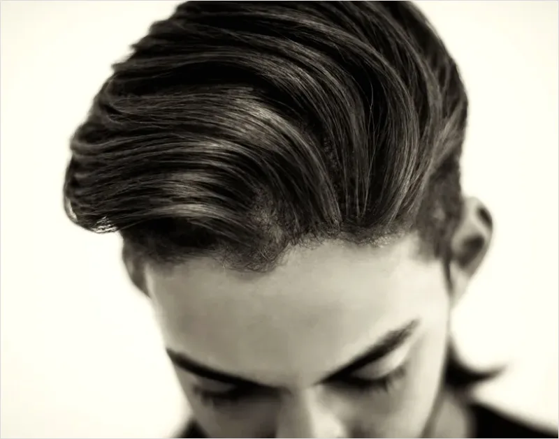 Detail Blowout Hairstyle Close Up Number 16