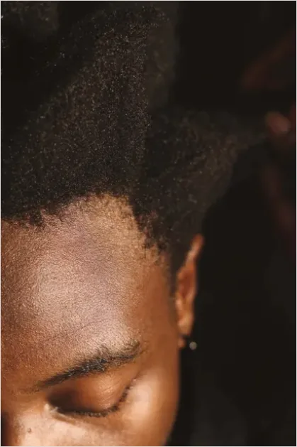 Detail Blowout Hairstyle Close Up Number 7