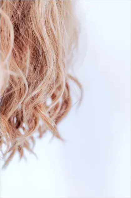 Detail Blowout Hairstyle Close Up Number 8