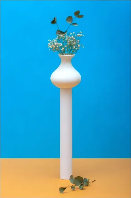 Botanical Still Life Minimal Vase 80ae