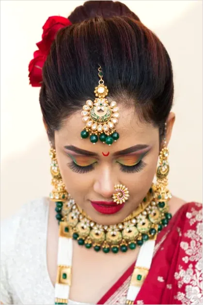 Detail Bridal Makeup Portrait Photo Number 14