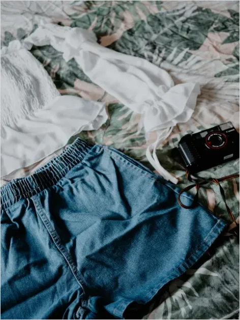 Detail Casual Outfit Flat Lay Photo Number 6