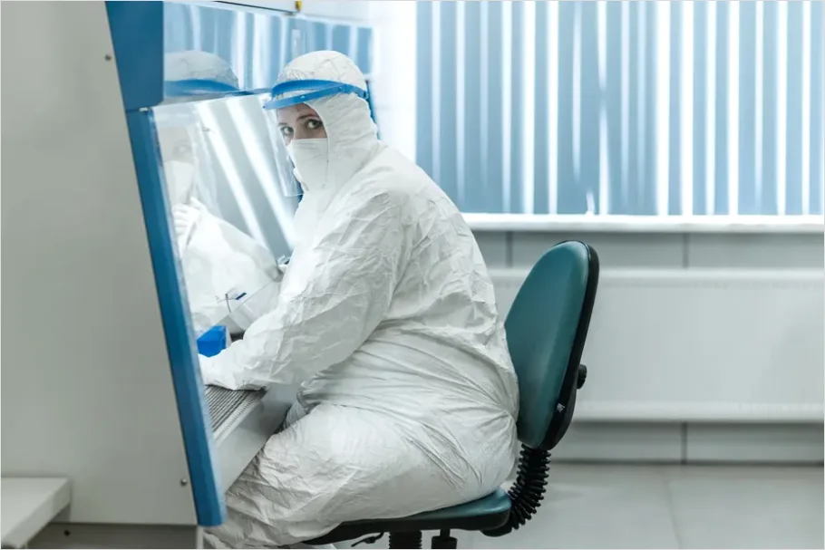 Detail Cleanroom Technician Suit Semiconductor Number 9