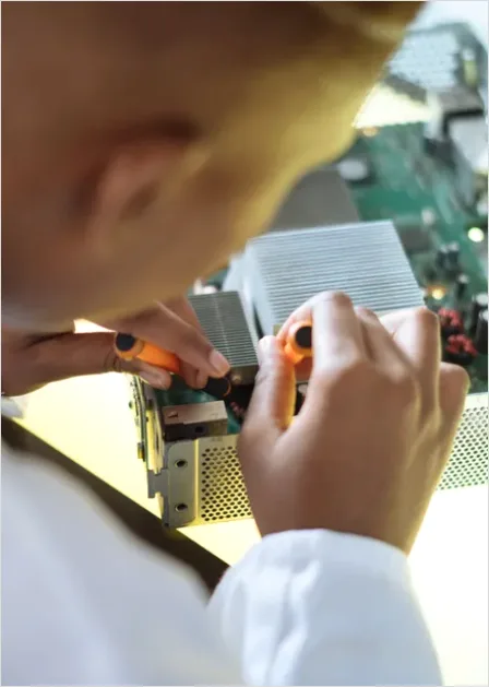 Detail Cleanroom Technician Suit Semiconductor Number 10