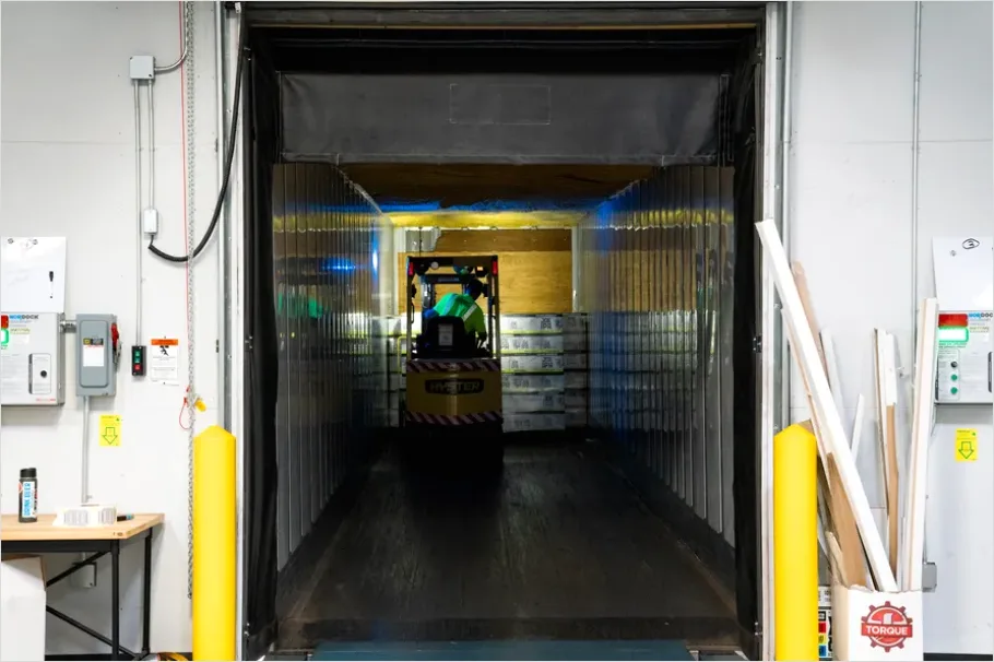 Detail Cold Storage Warehouse Interior Number 2