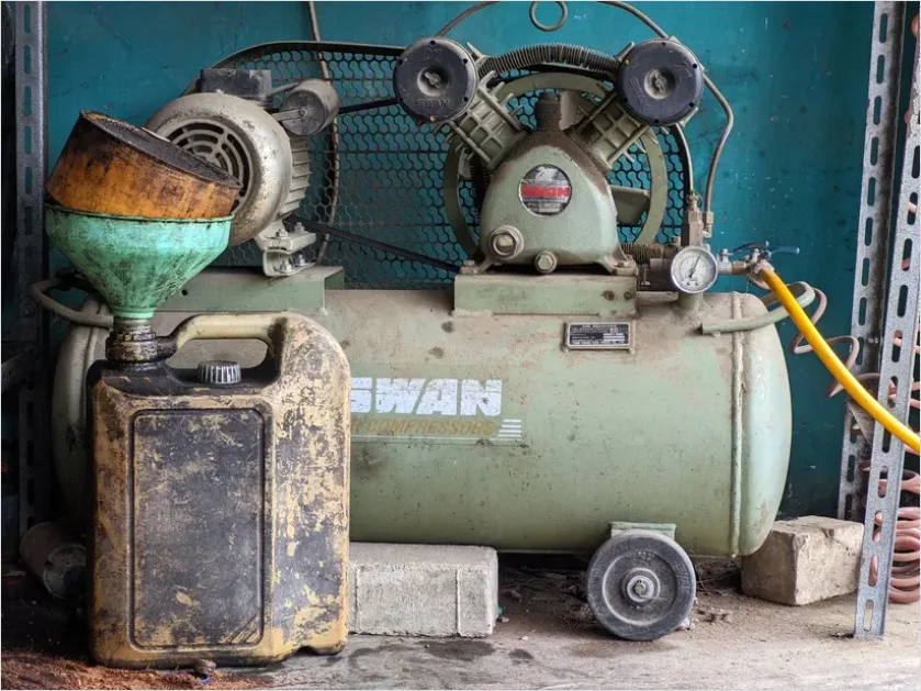 Detail Compressor Machine Industrial Room Number 2