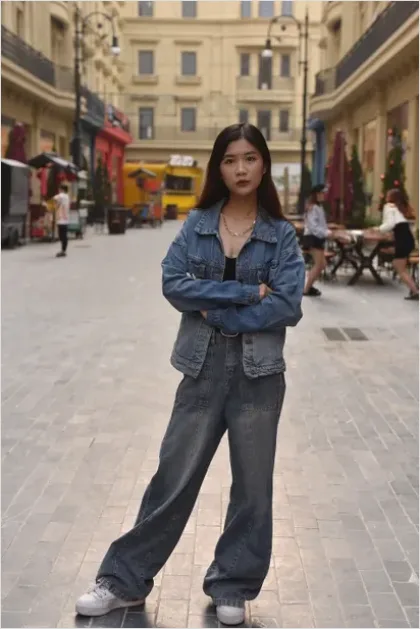 Detail Denim Jacket Outfit Photo Number 5