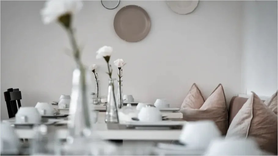 Detail Dining Table Setting Aesthetic Number 4