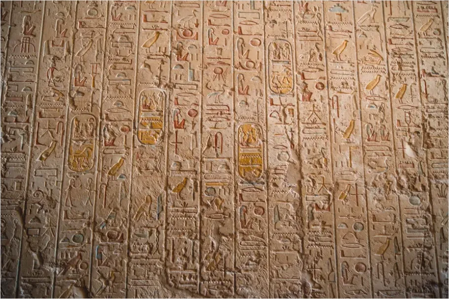 Detail Egyptian Hieroglyphs Wall Carving Photo Number 3