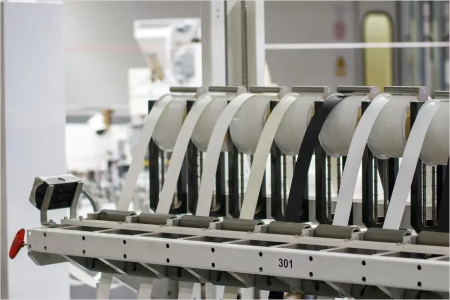 Detail Factory Equipment In Operation Photo Number 6