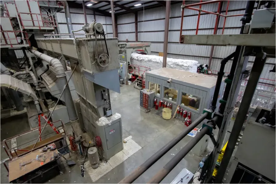 Detail Factory Interior Wide Angle Photo Number 2