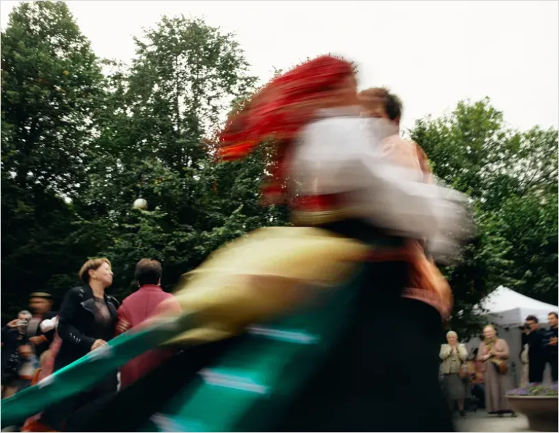 Detail Folk Dance Costume Movement Blur Photo Number 3