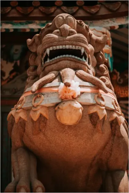 Detail Guardian Lion Statue Temple Entrance Photo Number 2