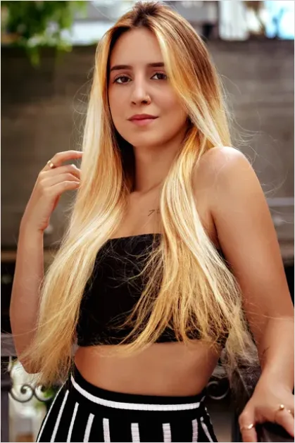 Detail Hair Color Balayage Photo Number 15