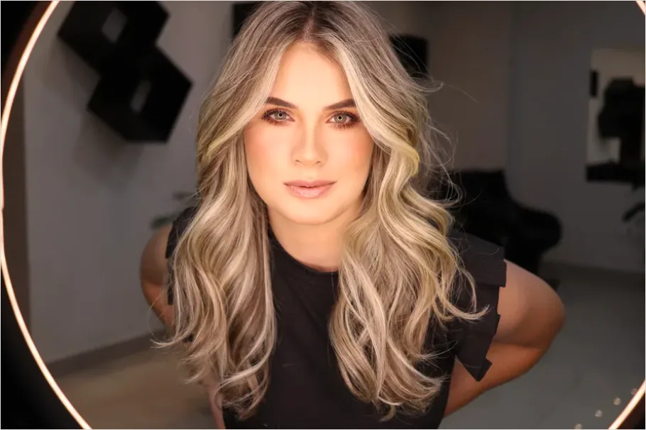 Detail Hair Color Balayage Photo Number 16