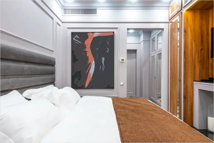 Detail Hotel Style Bedroom Design Number 2