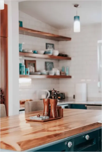 Detail Kitchen Open Shelving Styling Number 2