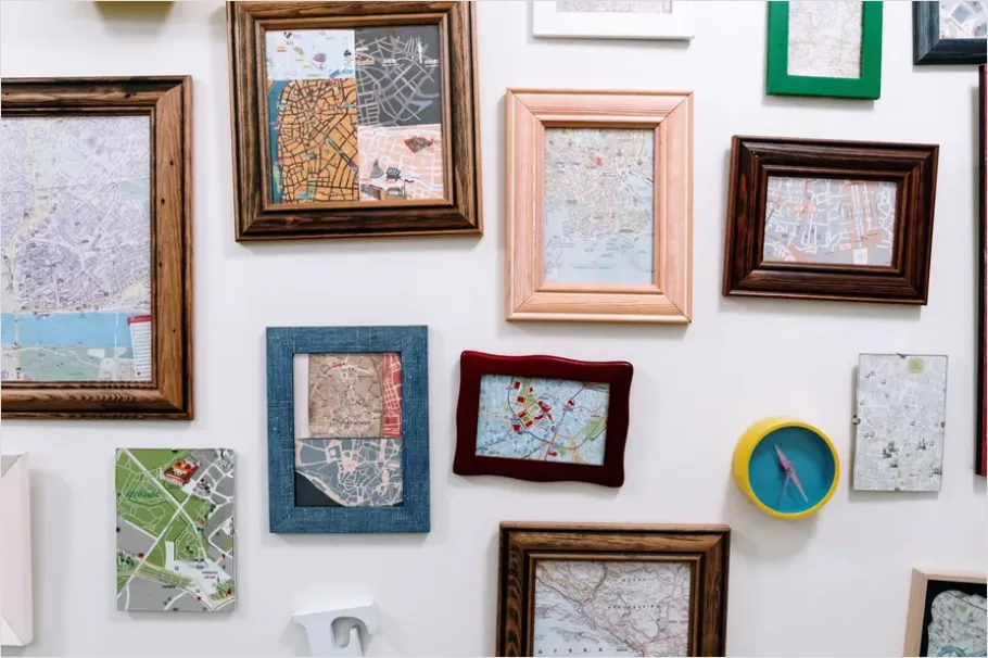 Detail Living Room Gallery Wall Frames Number 4