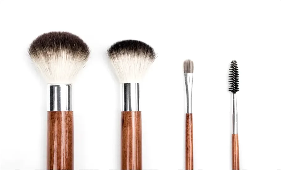 Detail Makeup Brush Set Flat Lay Number 2
