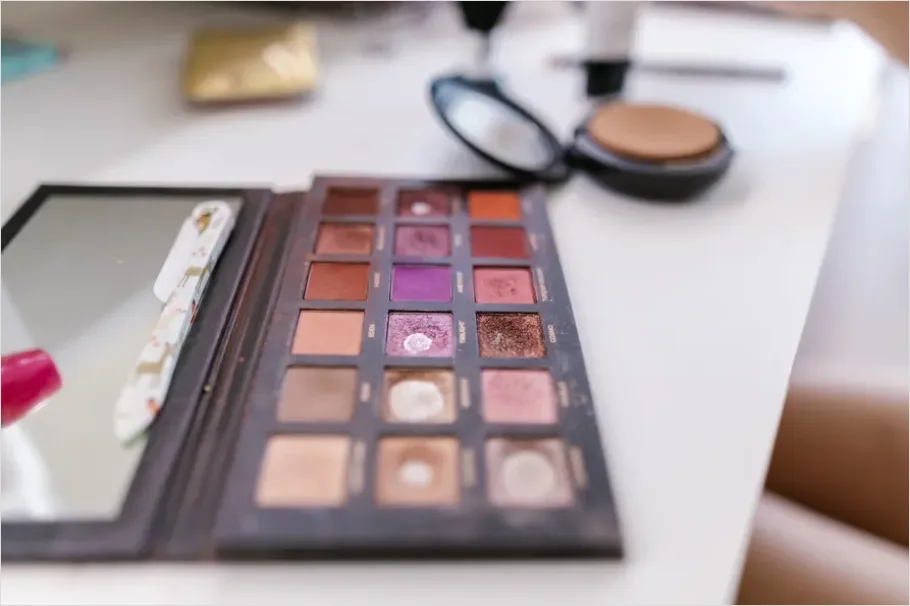 Detail Makeup Products On Vanity Photo Number 16