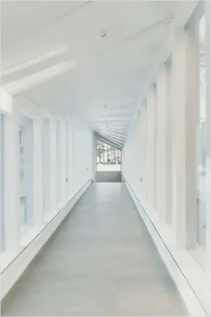 Detail Minimal Corridor Perspective Photo Number 3