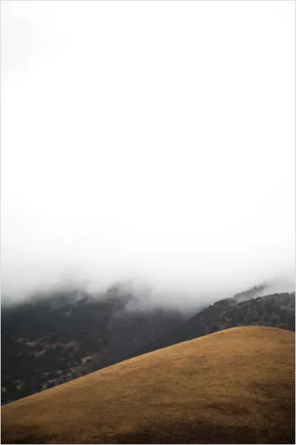 Detail Minimal Landscape Photography Foggy Mountains Number 2