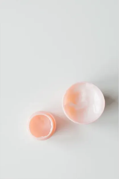 Detail Minimal Skincare Flat Lay Background Number 6
