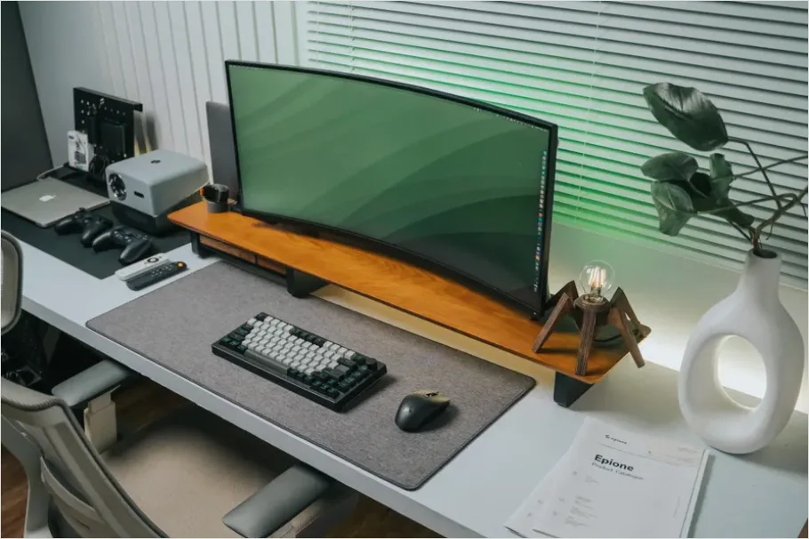 Detail Minimalist Desk Setup Aesthetic Number 4