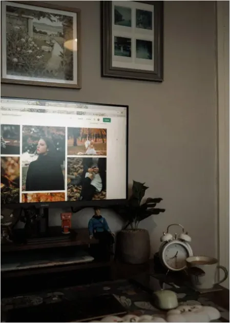 Detail Minimalist Desk Setup Aesthetic Photo Number 4