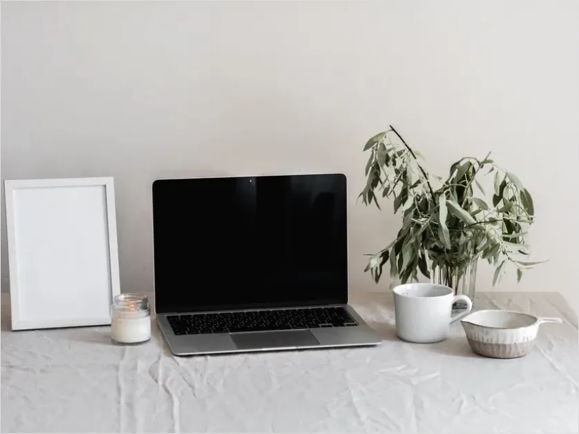 Detail Minimalist Desk Setup Aesthetic Photo Number 6