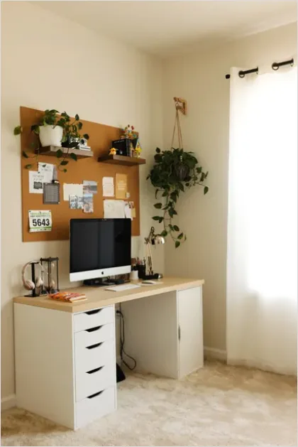Detail Minimalist Home Office Setup Photo Number 2