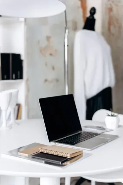 Detail Minimalist Workspace Neutral Tones Photo Number 14