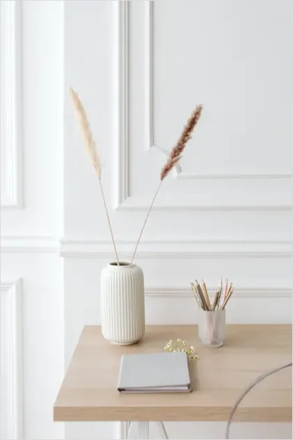 Detail Minimalist Workspace Neutral Tones Photo Number 5